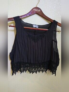 Black Lace Trim Sleeveless Tank Top Crop Top
